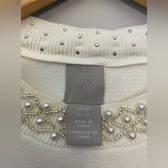 White H&M sweater with beading, size XS - Picture 4 of 10